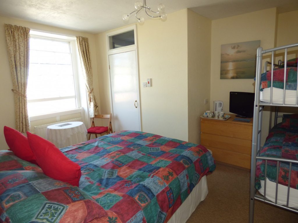 Room 5 – Second floor family en-suite overlooking beach