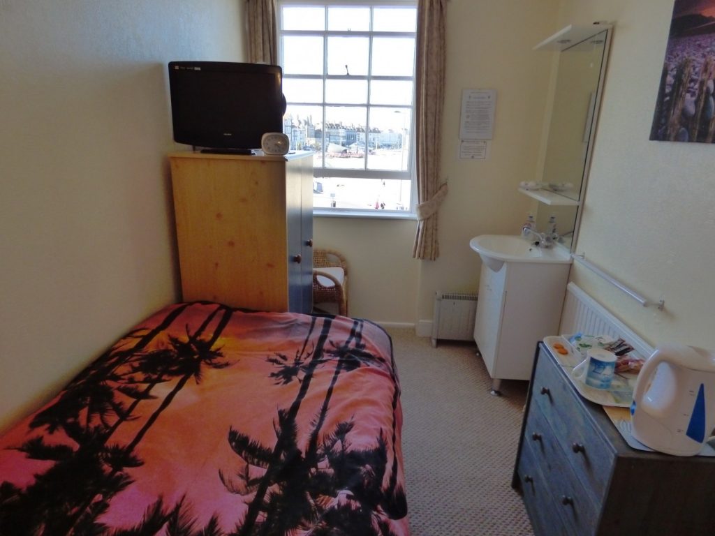 Room 6 – Second floor single overlooking beach